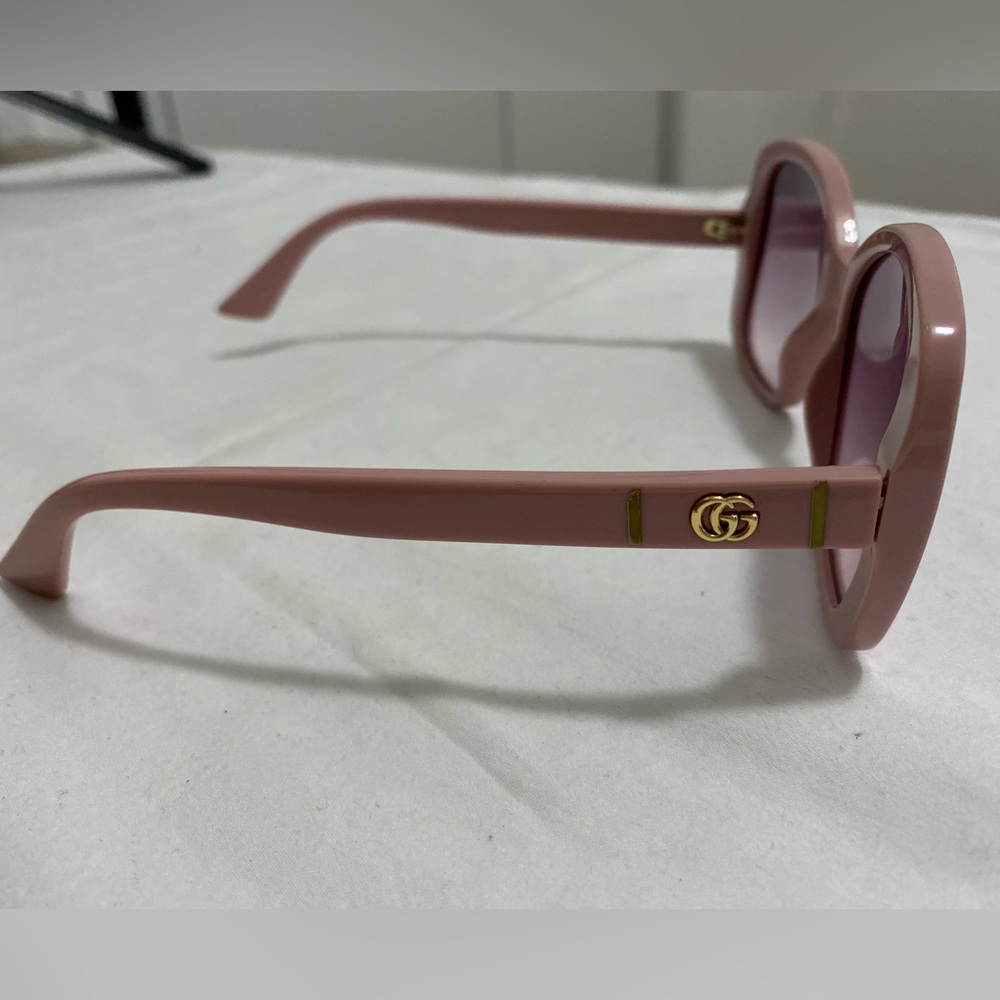 ⚡️⚡️GUCCI⚡️⚡️Authentic Lines 56MM Rectangular Pink Sunglasses MSRP$285 - Picture 3 of 8
